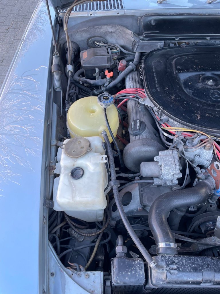 Mercedes SL500 R107 zum Fertigstellen