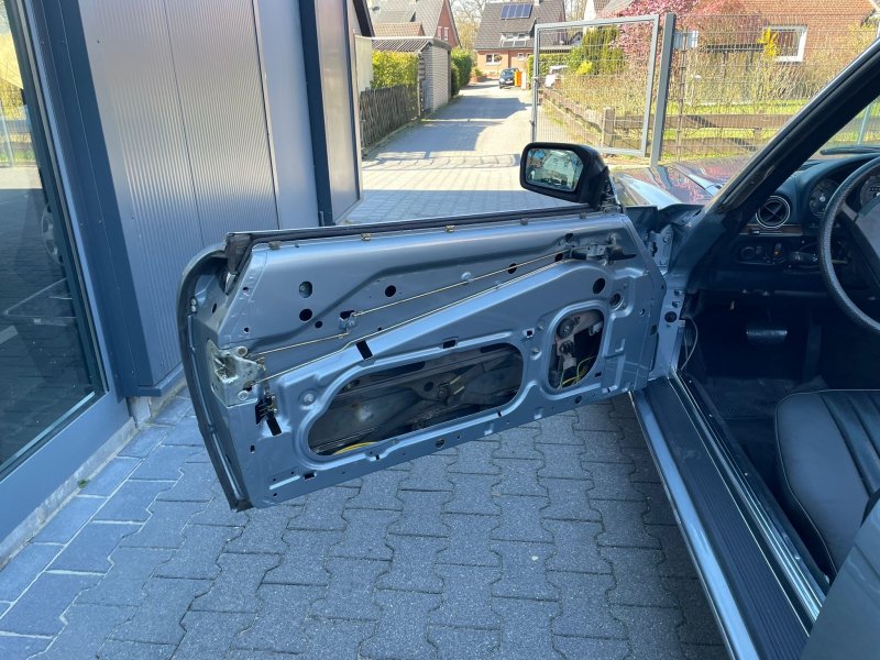 Mercedes SL500 R107 zum Fertigstellen