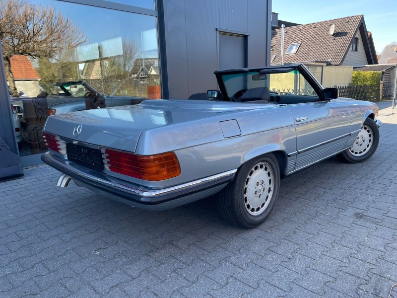 Mercedes SL500 R107 zum Fertigstellen