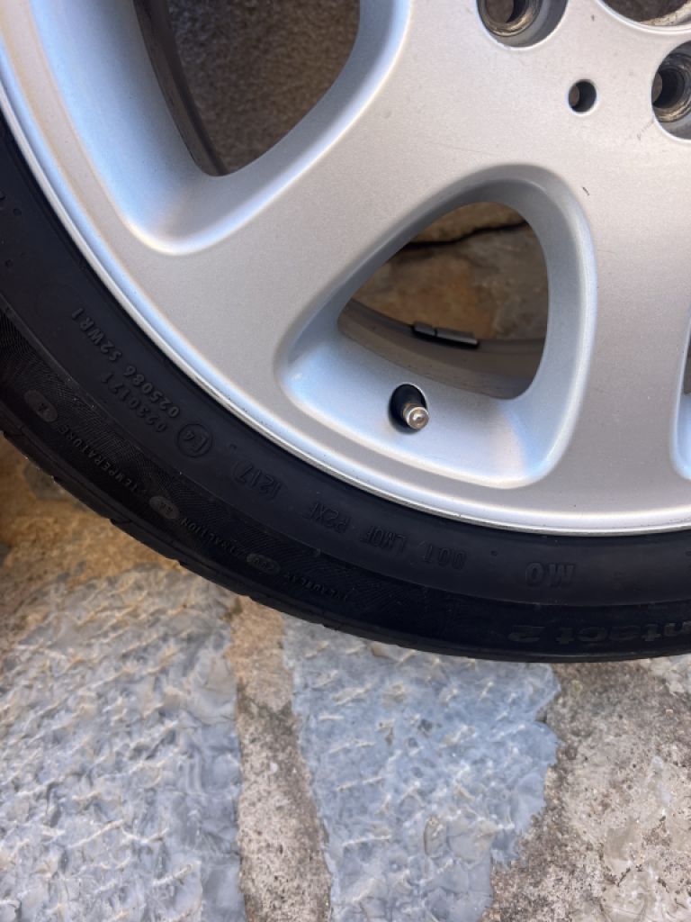 Mercedes W209 Reifen 205/55 R16 mit Originalfelge
