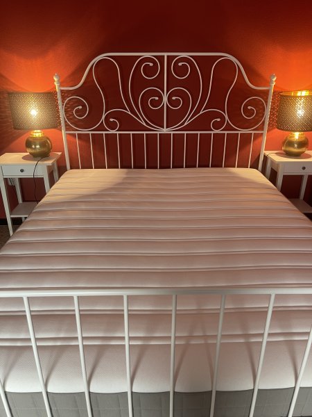 Metallbett von IKEA, weiß 1,60 inkl. Lattenrost