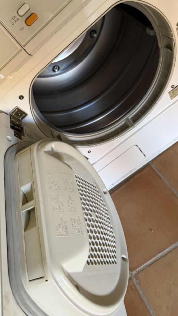 Defective Miele dryer - free to collect