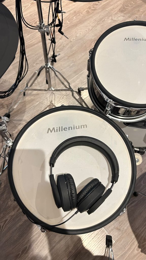 Millenium MPS-750X Pro E-Drum Set