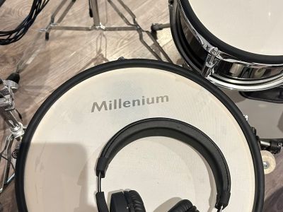 Millenium MPS-750X Pro E-Drum Set
