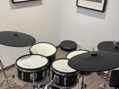 Millenium MPS-750X Pro E-Drum Set