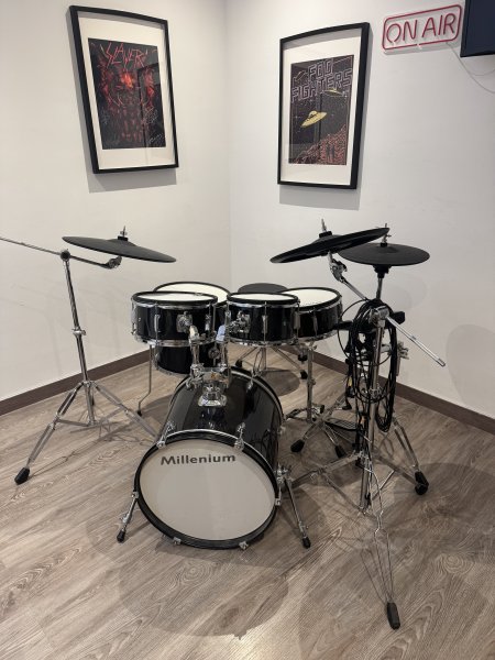 Millenium MPS-750X Pro E-Drum Set
