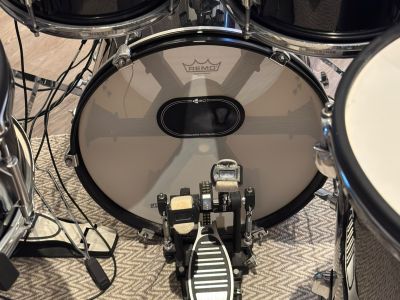 Millenium MPS-750X Pro E-Drum Set + umfangreiches Zubehör