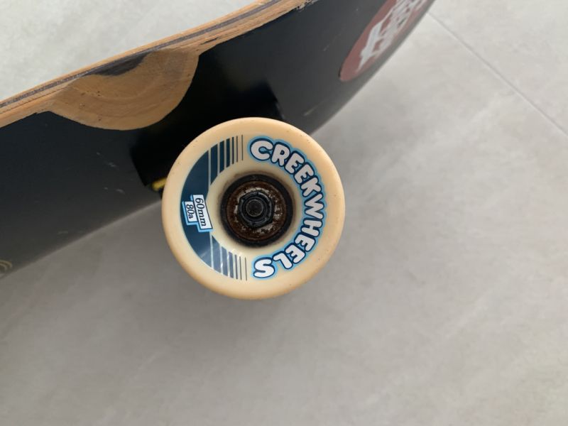 Miller-Skateboard mit Creekwheels