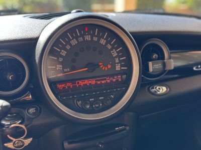 Mini 1.2016 Cabrio Cooper 25.000 km unfallfrei 1 Hand spanische Zulassung weiß
