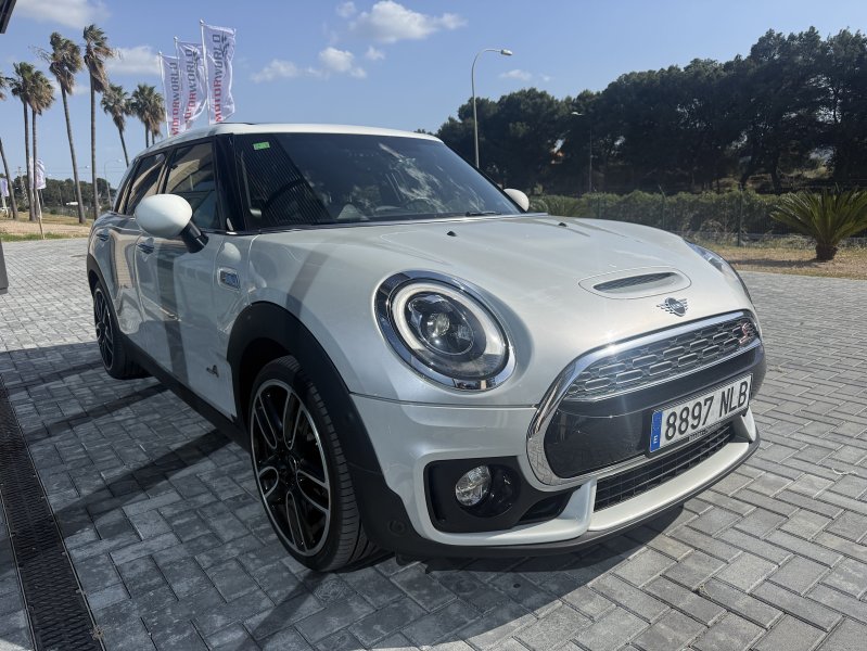 Mini Cooper Clubman S - Allrad - Leder - Panoramadach