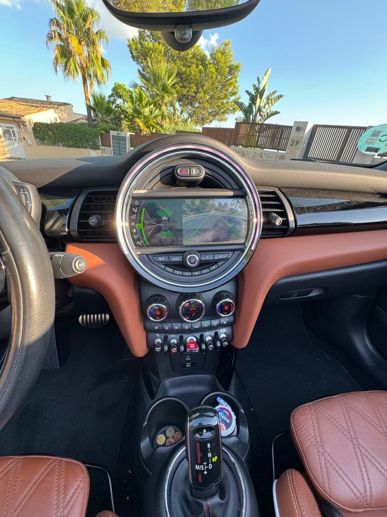 MINI JOHN COOPER WORKS CONVERTIBLE - 35,000 km - Fully equipped