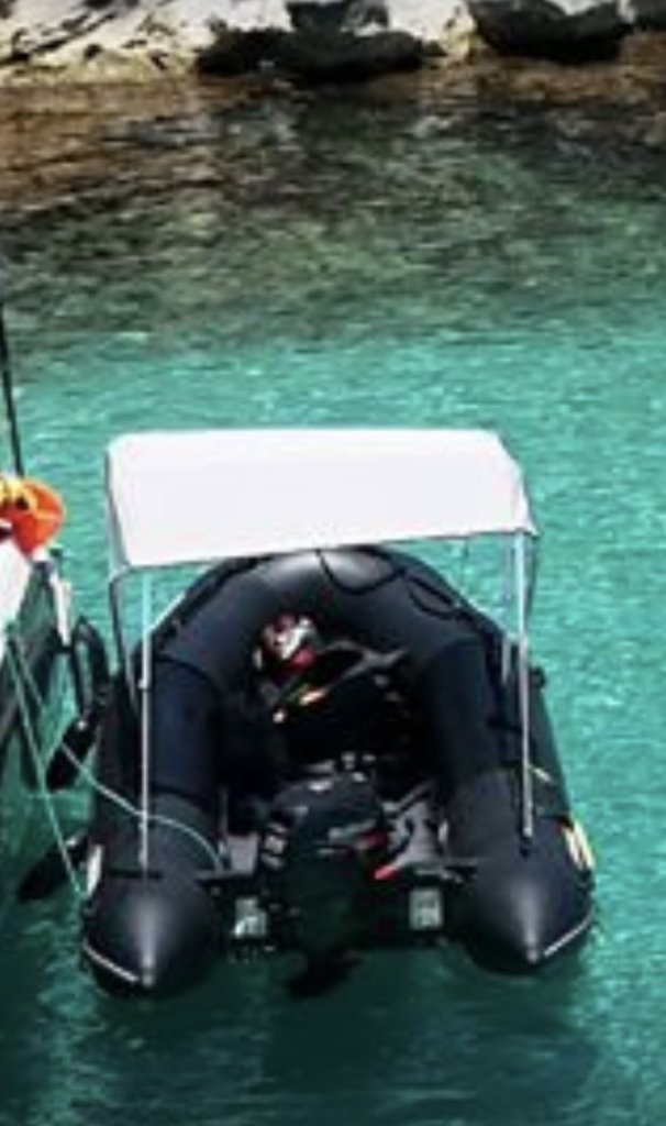 Mission Craft  4,70 m schlauchboot mit 25 ps suzuki 4 Takt , Trailer , persenning , bimini