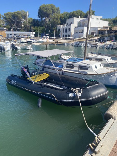 Mission Craft  4,70 m schlauchboot mit 25 ps suzuki 4 Takt , Trailer , persenning , bimini