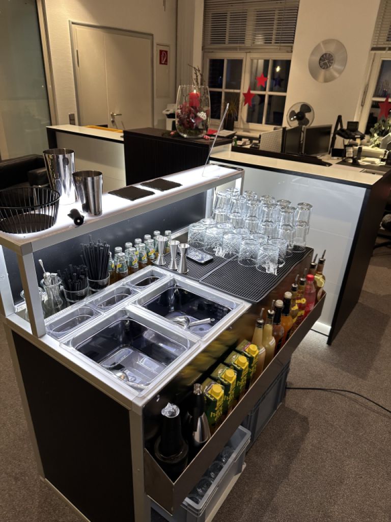 mobile Cocktailbar, Cocktailcatering, Hochzeit, Geburtstag, Event