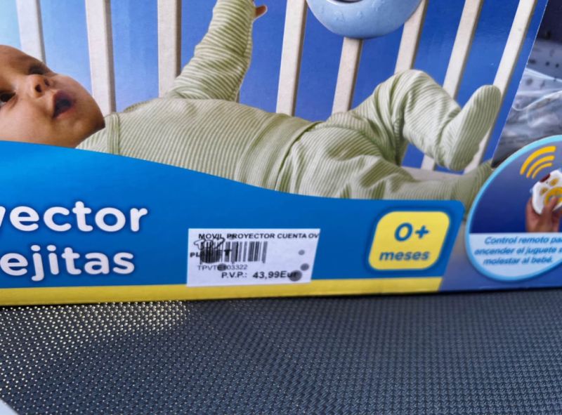 Mobile for baby to fall asleep with light and music VTech