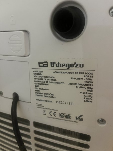 Portable air conditioner