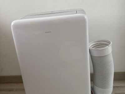 Aire acondicionado portátil Equation (2,6 kW / 9.000 BTU) ¡Rápido y fresco!