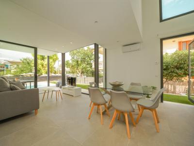 Modern semi-detached second line Puerto Alcudia