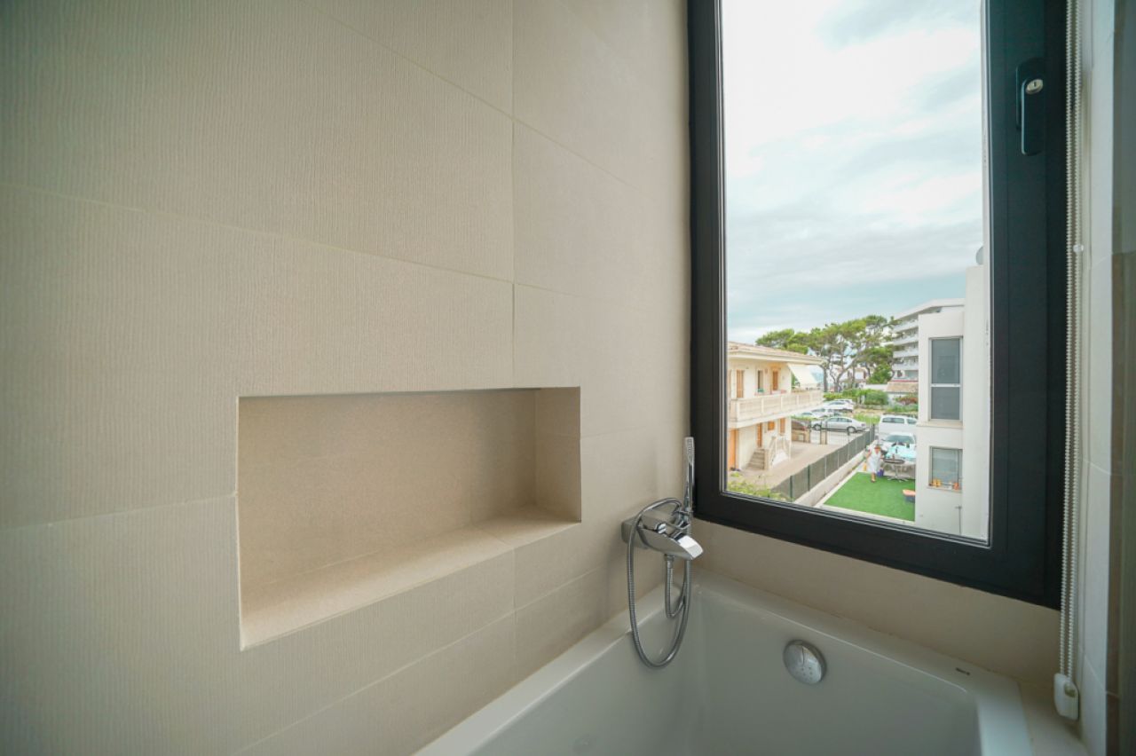 Modern semi-detached second line Puerto Alcudia