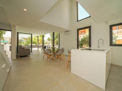 Modern semi-detached second line Puerto Alcudia