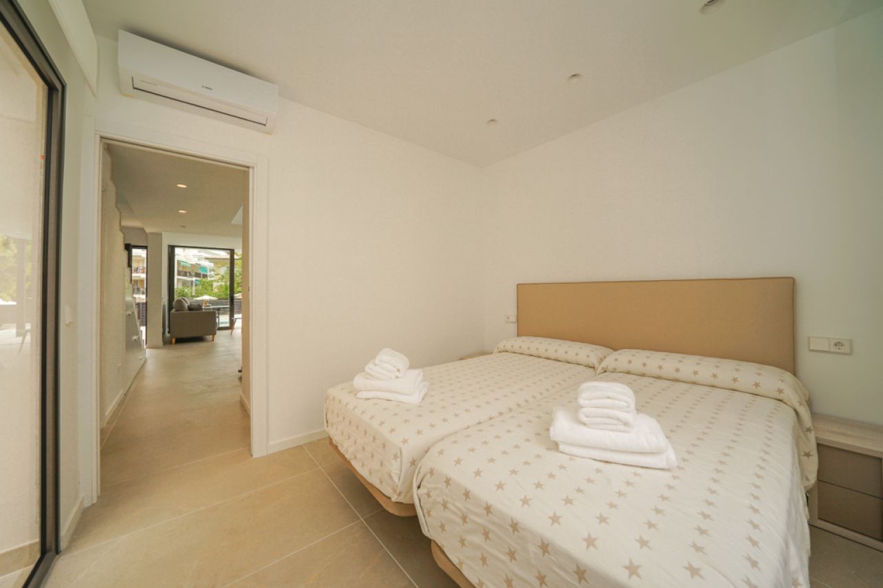 Modern semi-detached second line Puerto Alcudia