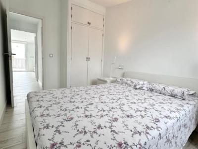 Modern bright attic apartment in S´Illot