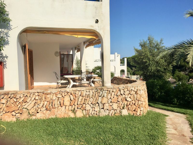 Modern and bright ground floor apartment with communal pool in Cala Dor -- AP 33 VK