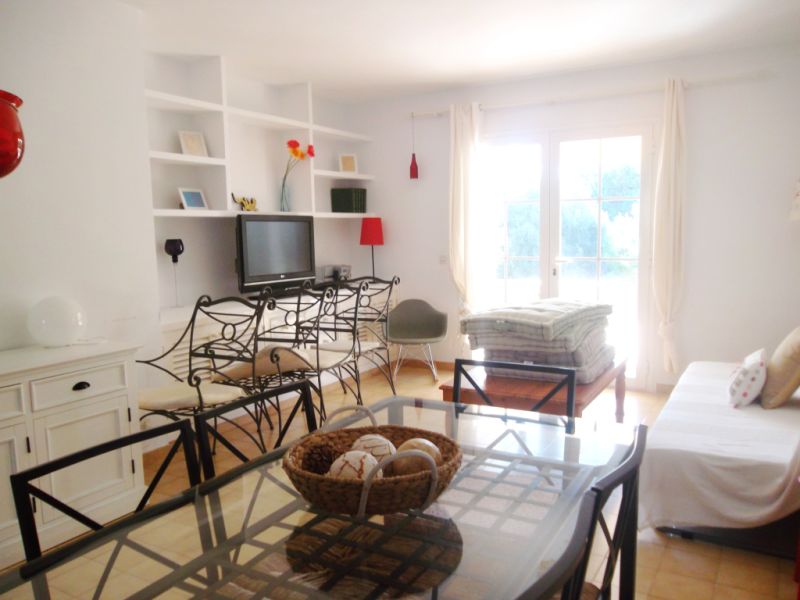 Modern and bright ground floor apartment with communal pool in Cala Dor -- AP 33 VK