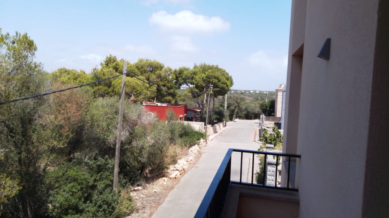 Modernes Apartment an der Küste von Cala Llombards -- AP 420 VK