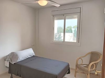 Modernes Apartment an der Küste von Cala Llombards -- AP 420 VK