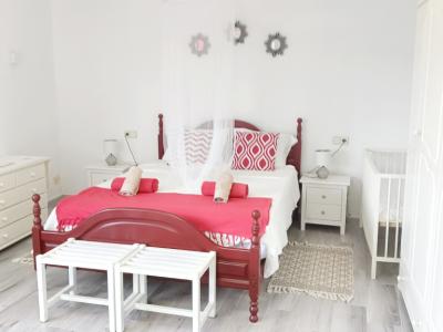 Modernes Apartment mit Pool und NK inklusive bei Arta --- AP 248