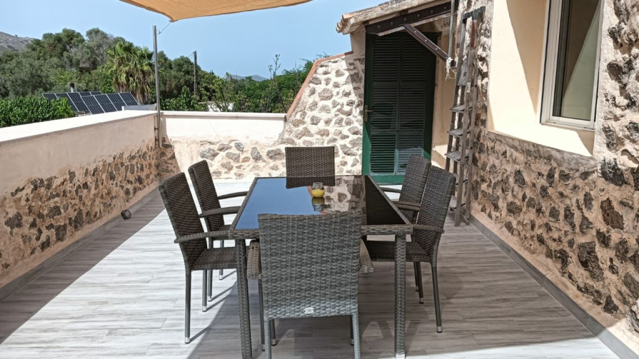 Modernes Apartment mit Pool und NK inklusive bei Arta --- AP 248