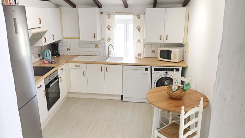 Modernes Apartment mit Pool und NK inklusive bei Arta --- AP 248