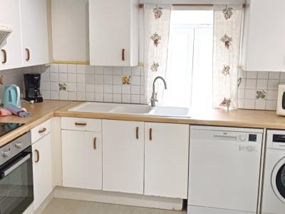 Modernes Apartment mit Pool und NK inklusive bei Arta --- AP 248