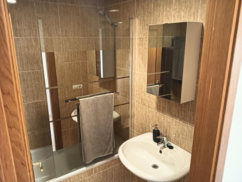 Modernes Apartment mit TIefgarage, Balkon in ruhiger Lage von Cala LLombards -- AP 420