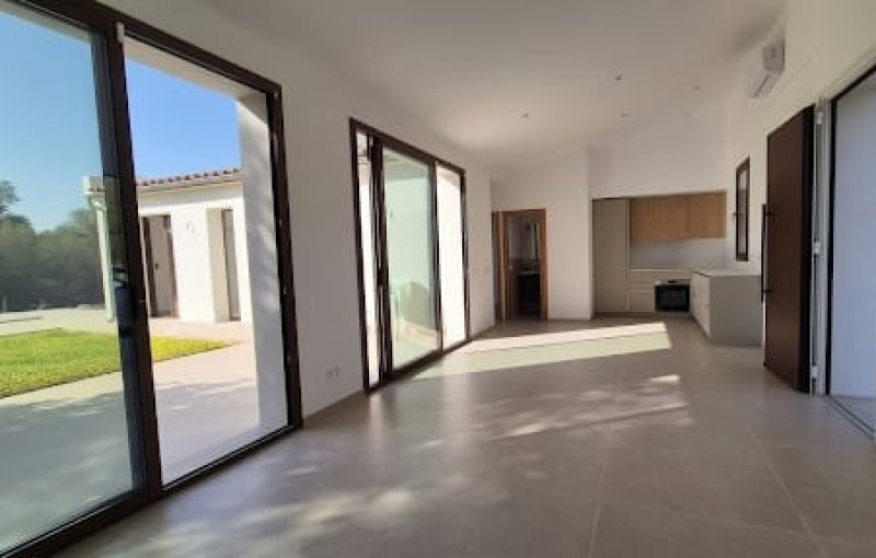 Modernes Landhaus im Bauhaus-Stil in Sant Llorenç, Langzeitmiete