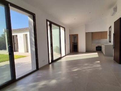 Modernes Landhaus im Bauhaus-Stil in Sant Llorenç, Langzeitmiete