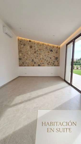 Modernes Landhaus im Bauhaus-Stil in Sant Llorenç, Langzeitmiete