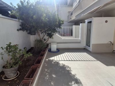 Modernes, möbliertes Parterreapartment in 1. Buchtlinie von Porto Colom - AP 100