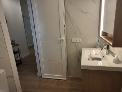 Modernes, möbliertes Parterreapartment in 1. Buchtlinie von Porto Colom - AP 100
