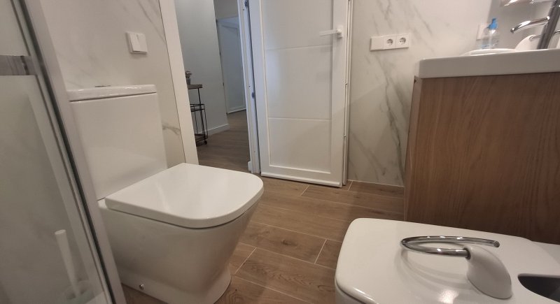 Modernes, möbliertes Parterreapartment in 1. Buchtlinie von Porto Colom - AP 100