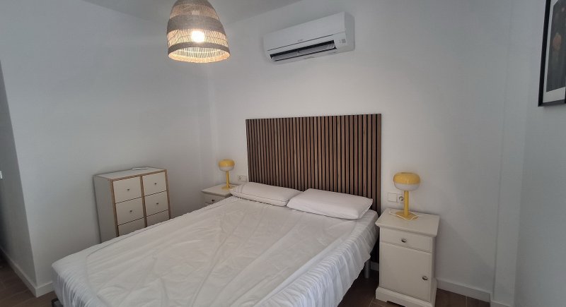Modernes, möbliertes Parterreapartment in 1. Buchtlinie von Porto Colom - AP 100