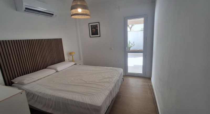 Modernes, möbliertes Parterreapartment in 1. Buchtlinie von Porto Colom - AP 100