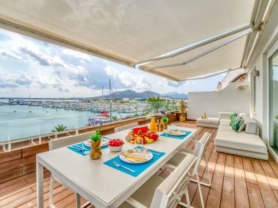 Modernes Penthouse Appartment in 1. Hafenlinie in Alcudia