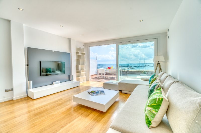 Modernes Penthouse Appartment in 1. Hafenlinie in Alcudia