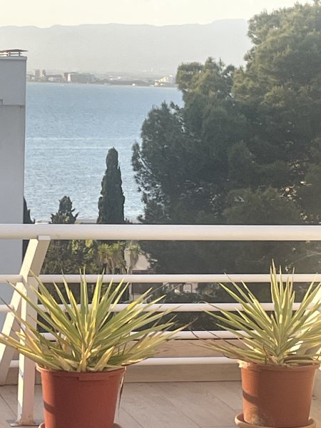 Modern townhouse with roof terrace & pool near Palma