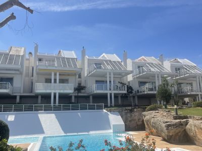 Modern townhouse with roof terrace & pool near Palma
