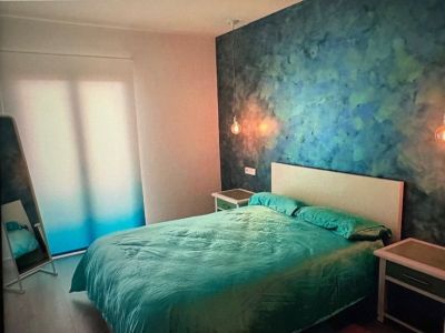 Modernes Zimmer mit Bad ensuite