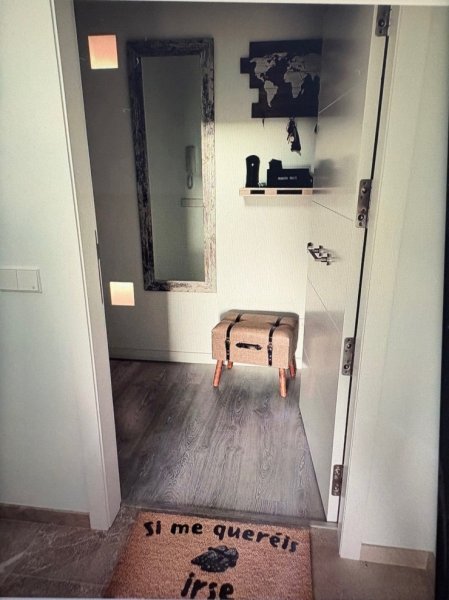 Modernes Zimmer mit Bad ensuite