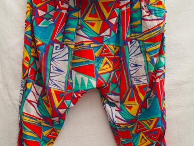 Lote de ropa de moda aprox. 150 piezas, talla M/L/XL/XXL, bisutería divertida, zapatos, bolsos,